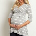 80 Cute and Modern Maternity Outfit for Summer Ideas 32