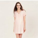 80 Cute and Modern Maternity Outfit for Summer Ideas 52