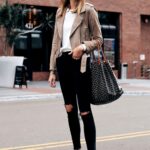 50 Beautiful Stylish Outfits with Tote Bags for Women Ideas 21
