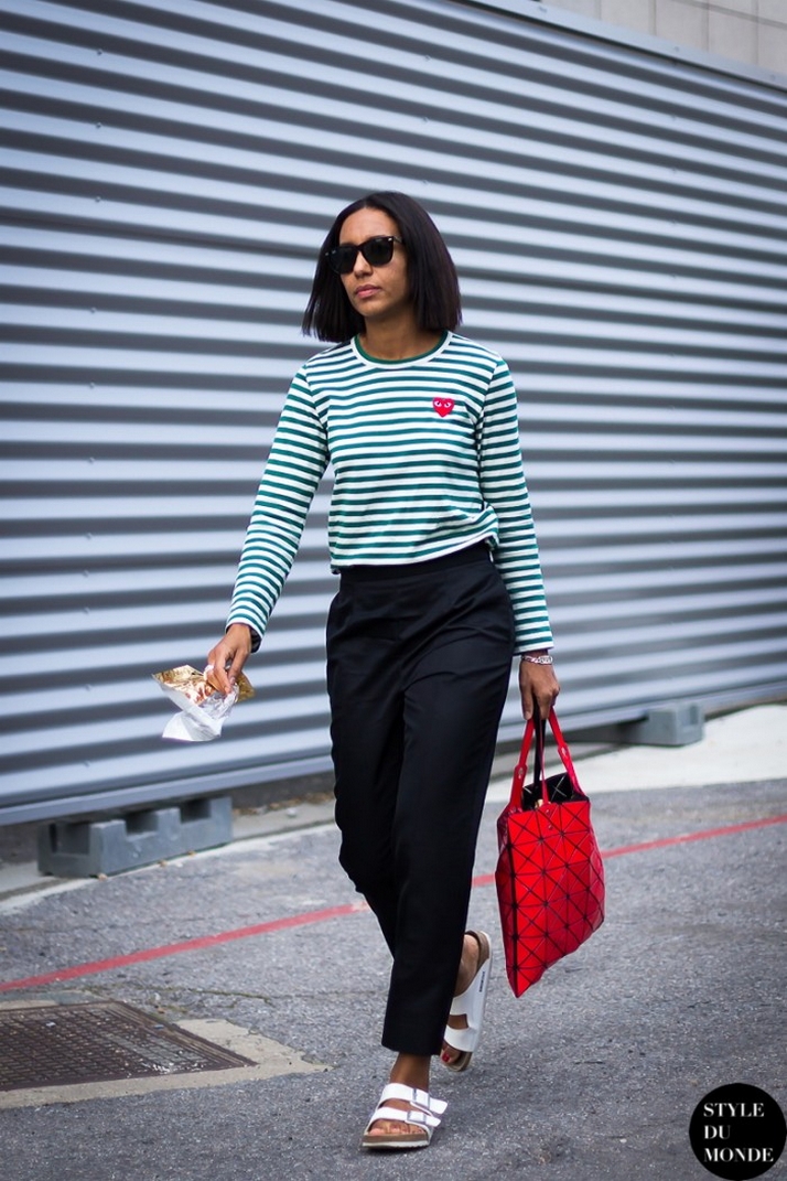 50 Beautiful Stylish Outfits with Tote Bags for Women Ideas 41