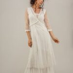 50 Romantic and Elegant Wedding Dresses Vintage Style Ideas 27