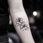 70 Meaningful Lily Tattoo Designs for Women Ideas 01
