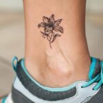 70 Meaningful Lily Tattoo Designs for Women Ideas 28