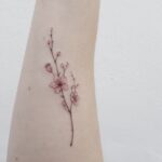 70 Meaningful Lily Tattoo Designs for Women Ideas 30