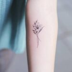 70 Meaningful Lily Tattoo Designs for Women Ideas 41