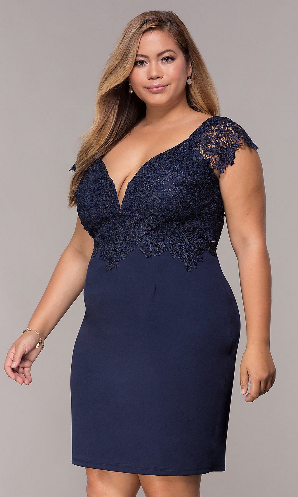 80 Plus Size Wedding Guest Dresses with Sleeves for Women Ideas 19