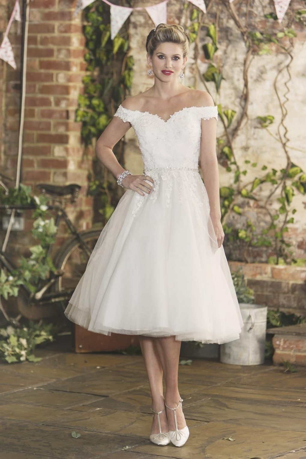 70 Vintage Style Short Wedding Dresses Ideas 20