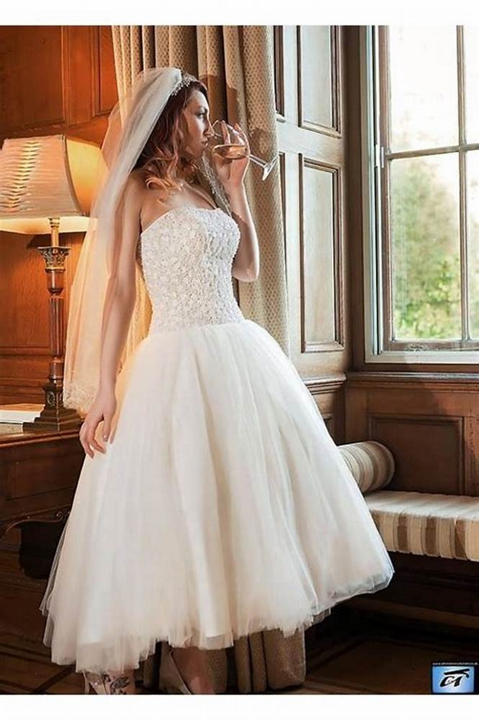 70 Vintage Style Short Wedding Dresses Ideas 32