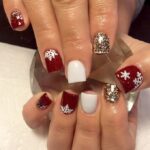 40 Beautiful Christmas Nail Design for Women Ideas 14