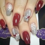 40 Beautiful Christmas Nail Design for Women Ideas 16