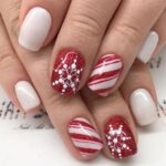 40 Beautiful Christmas Nail Design for Women Ideas 19