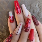 40 Beautiful Christmas Nail Design for Women Ideas 24