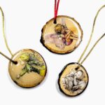 40 Creative Christmas Crafts to Make at Home 01