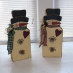 40 Creative Christmas Crafts to Make at Home 21