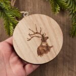 40 Creative Christmas Crafts to Make at Home 24