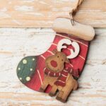 40 Creative Christmas Crafts to Make at Home 27