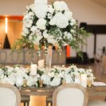 35 Stunning and Classy Wedding Party Decoration Ideas 04