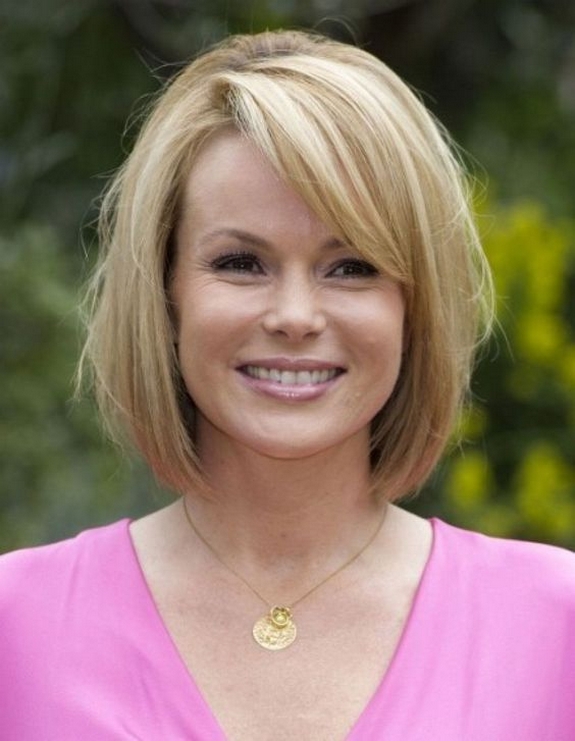 50 Beatiful Choppy Bob Haircuts For Older Women With Fine Hair Ideas 50 Style Female 3124