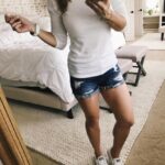 50 Cute Summer Outfits Shorts with Sneakers Would Yo Like 11