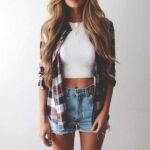 50 Cute Summer Outfits Shorts with Sneakers Would Yo Like 15