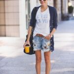 50 Cute Summer Outfits Shorts with Sneakers Would Yo Like 36