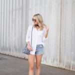 50 Cute Summer Outfits Shorts with Sneakers Would Yo Like 38
