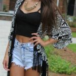 50 Cute Summer Outfits Shorts with Sneakers Would Yo Like 62
