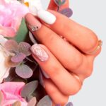 50 Inspiration Beautiful and Cute Nails for Graduation Ideas 37