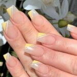 50 Inspiration Beautiful and Cute Nails for Graduation Ideas 49