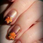 45 Easy and Simple Nail Designs Leaves Fall for Women Ideas 01