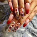45 Easy and Simple Nail Designs Leaves Fall for Women Ideas 10
