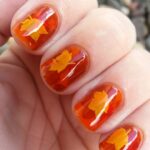 45 Easy and Simple Nail Designs Leaves Fall for Women Ideas 21
