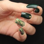 45 Easy and Simple Nail Designs Leaves Fall for Women Ideas 27