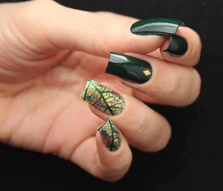 45 Easy and Simple Nail Designs Leaves Fall for Women Ideas 27