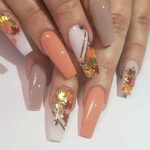 45 Easy and Simple Nail Designs Leaves Fall for Women Ideas 28