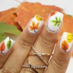 45 Easy and Simple Nail Designs Leaves Fall for Women Ideas 35