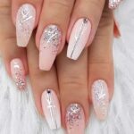 60 Stunning Elegant Summer Wedding Nail Designs 37