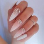 60 Stunning Elegant Summer Wedding Nail Designs 41