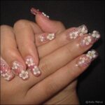 60 Stunning Elegant Summer Wedding Nail Designs 49