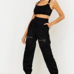 70 Simple Cargo Pants Outfit Ideas for Women 36