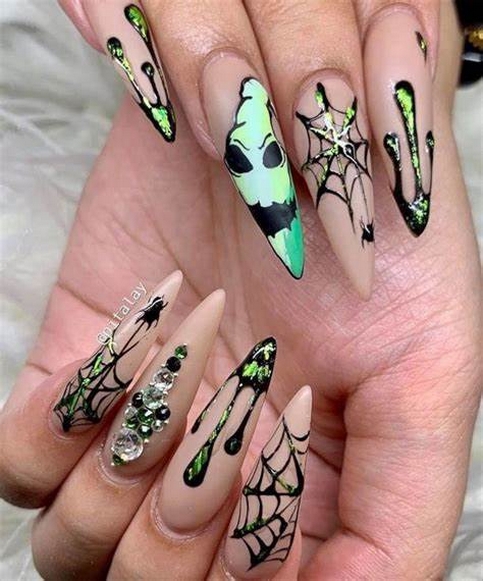 Wicked Designs for Your Nails 1