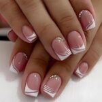 24 Adorable Artificial Acrylic Fake Nails for Women 01