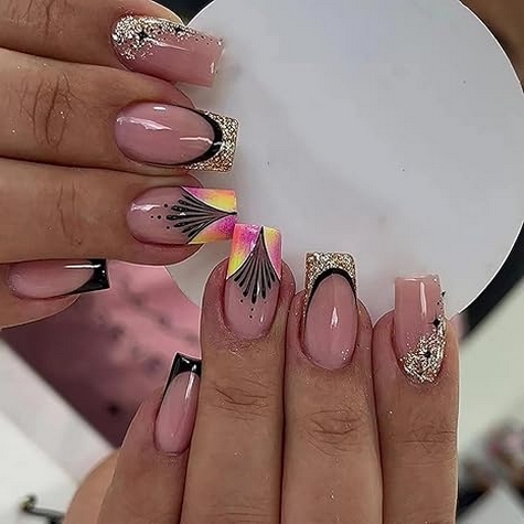 24 Adorable Artificial Acrylic Fake Nails for Women 08