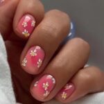 24 Adorable Artificial Acrylic Fake Nails for Women 14
