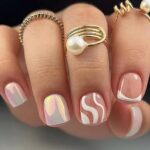 24 Adorable Artificial Acrylic Fake Nails for Women 16
