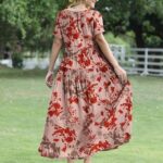Effortlessly Chic Embrace the Bohemian Vibe with Casual Loose Floral Maxi Dresses 33