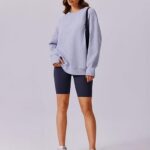 Sweatshirt with Thumbholes Pockets 2024 Fall Outfits 01