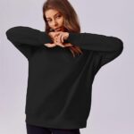 Sweatshirt with Thumbholes Pockets 2024 Fall Outfits 02