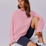 Sweatshirt with Thumbholes Pockets 2024 Fall Outfits 05