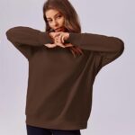Sweatshirt with Thumbholes Pockets 2024 Fall Outfits 10